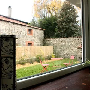  Appartement Superbe Avec Jacuzzi Et Jardin Prive
